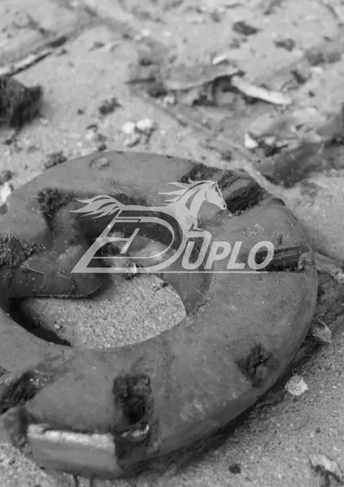Folleto — Abrasión y durabilidad de herraduras de plástico — Duplo Folleto — Abrasión y durabilidad de herraduras de plástico — Duplo