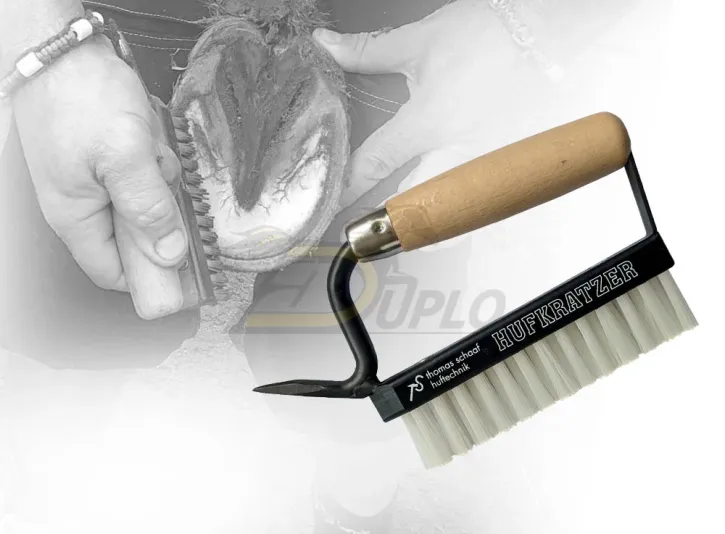 TS Hoof Pick for a Clean Hoof