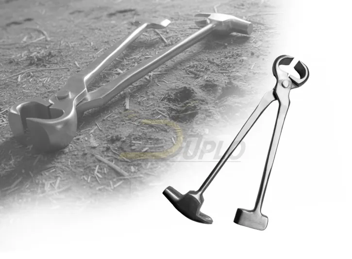 Swan Multitool - Kombiwerkzeug (Beschlagshammer / Nietklinge / Hufschneidezange)