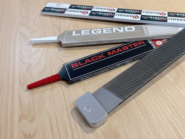 Image showing that the Double S rasp end cover, also known as hand protection for hoof rasps, is suitable for various rasps up to 45 mm in width.