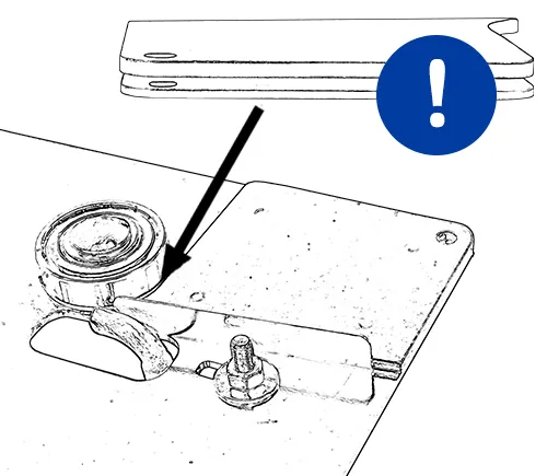 When working with the welding device, select the spacer plates according to the materials being welded. Ensure that the plates do not come into contact with the ball bearing.