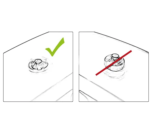 Ein Spike ist im Duplo-Beschlag fixiert. Korrekt: Die Spitze des Spikes ist noch sichtbar. Falsch: Der Kopf des Spikes ist noch sichtbar.