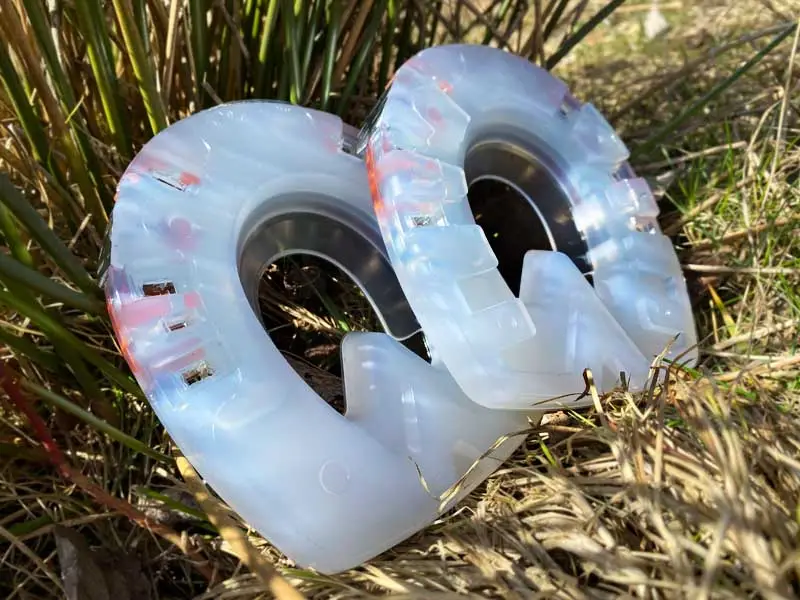 comparison of clipped plastic shoe for horses with and without deeper tread pattern