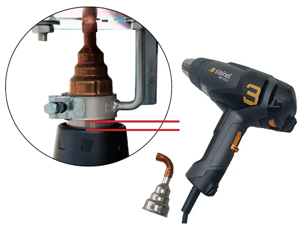 Image d’information montrant que le ventilateur de l’appareil à air chaud doit être correctement positionné dans le dispositif de soudage et ne doit pas être fixé jusqu’en butée. À côté figurent le Steinel HeatMatic 1920 E et une buse réductrice avec embout spécial
